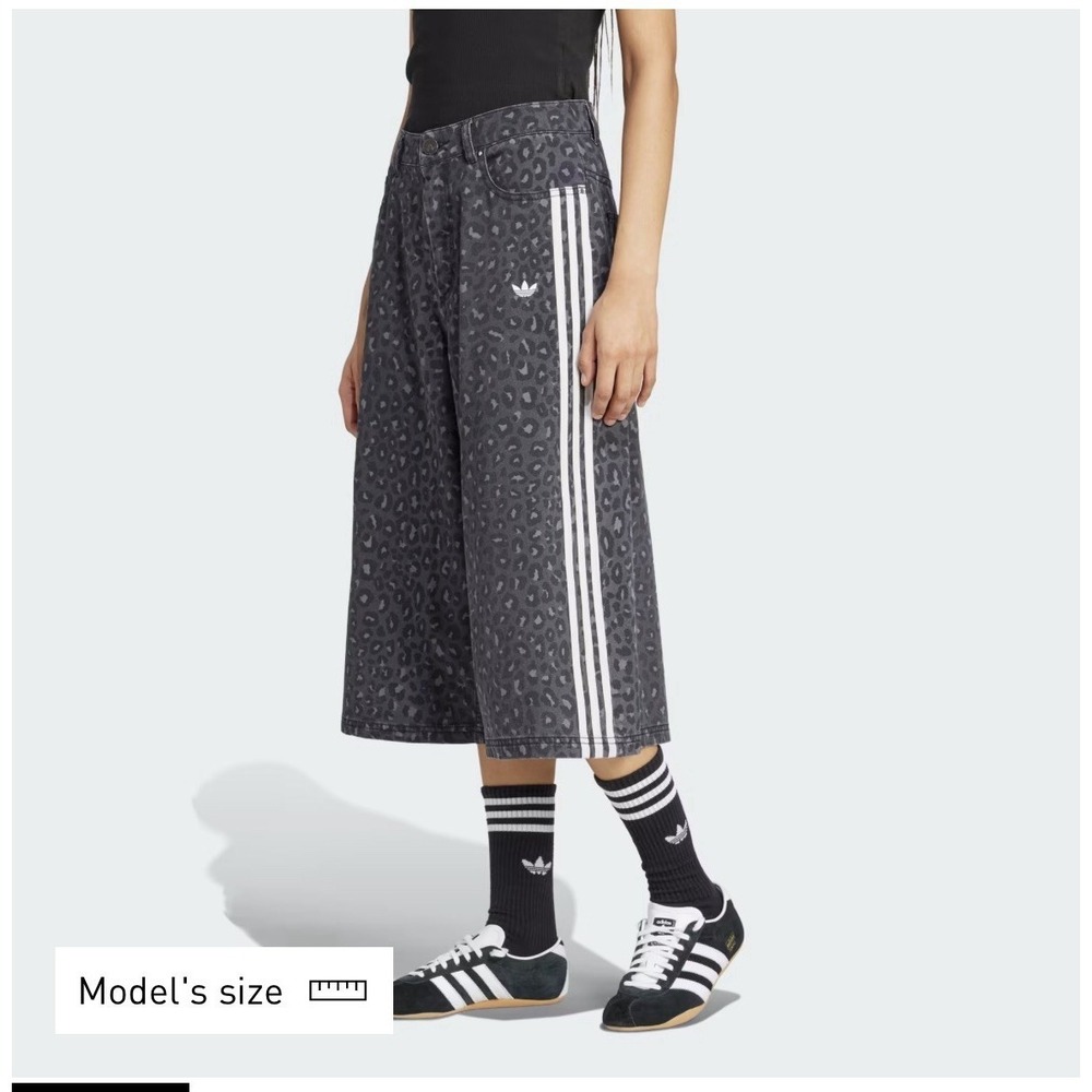 Adidas Originals Denim Bermuda Shorts Womens 24 Leopard Animal Print KA2675